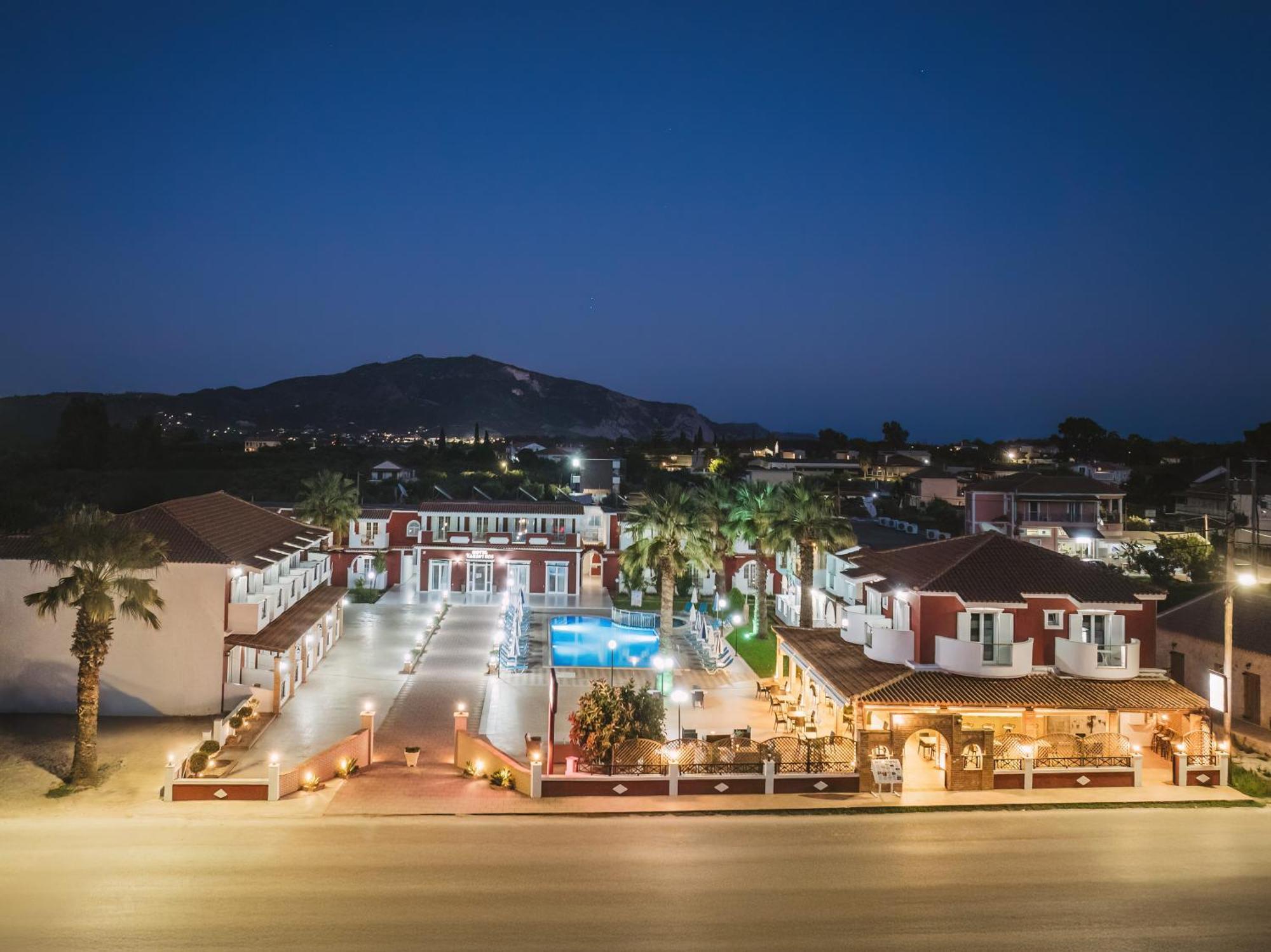 Yakinthos Hotel 라가나스 외부 사진